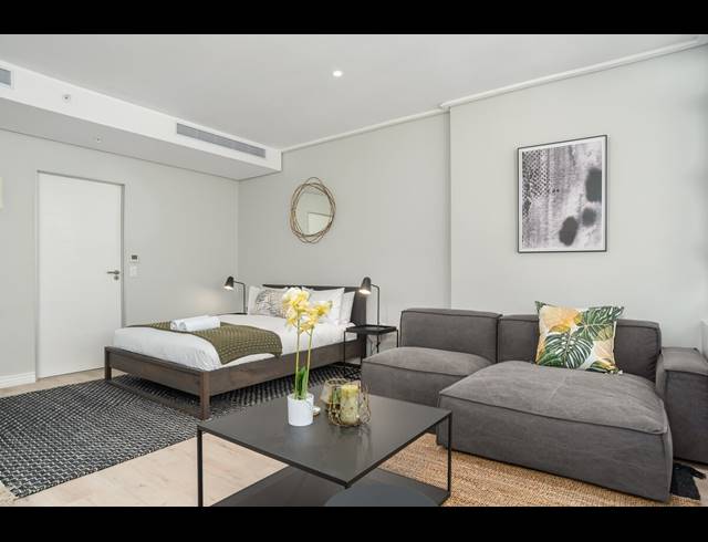 0.5 BEDROOM APARTMENT FOR SALE IN CAPE TOWN CITY CENTRE